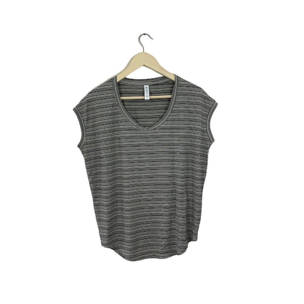 Athleta Small Cloudlight Stratus Striped Tee Short Sleeve Athletic Womens